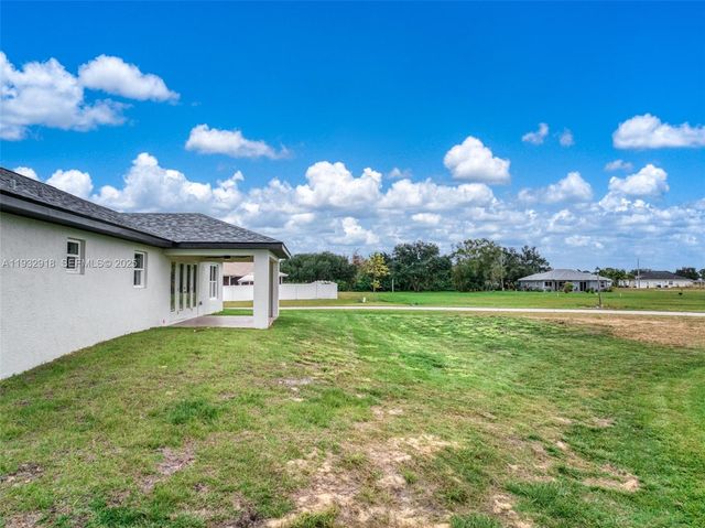 6724 Heavitree Way, Sebring, FL 33876