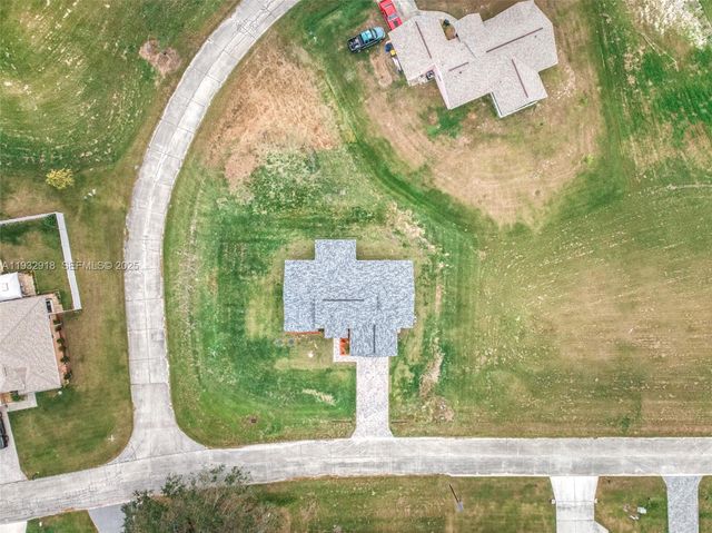 6724 Heavitree Way, Sebring, FL 33876