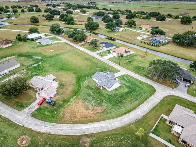 6724 Heavitree Way, Sebring, FL 33876