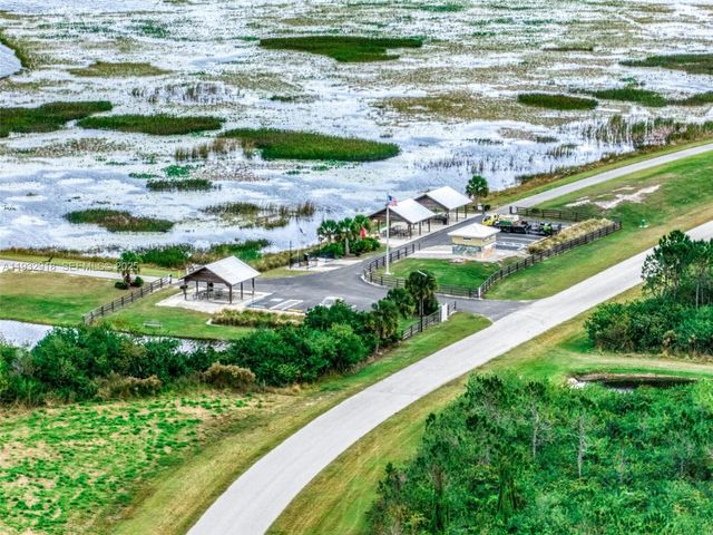 6724 Heavitree Way, Sebring, FL 33876