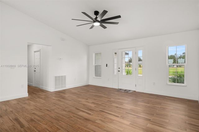 6724 Heavitree Way, Sebring, FL 33876