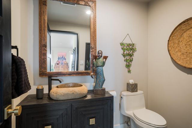 2309 Mananitas Lane NW, Albuquerque, NM 87104