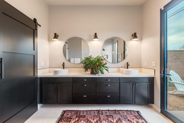 2309 Mananitas Lane NW, Albuquerque, NM 87104