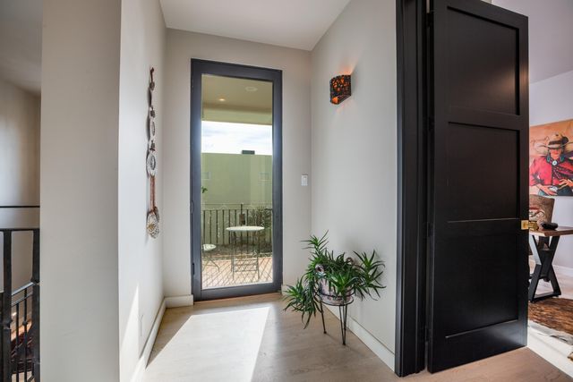 2309 Mananitas Lane NW, Albuquerque, NM 87104