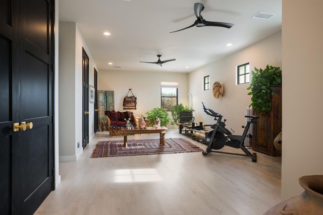 2309 Mananitas Lane NW, Albuquerque, NM 87104
