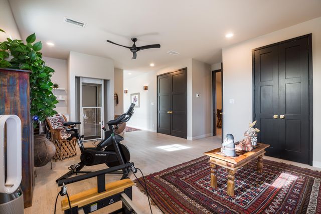 2309 Mananitas Lane NW, Albuquerque, NM 87104