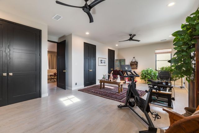 2309 Mananitas Lane NW, Albuquerque, NM 87104