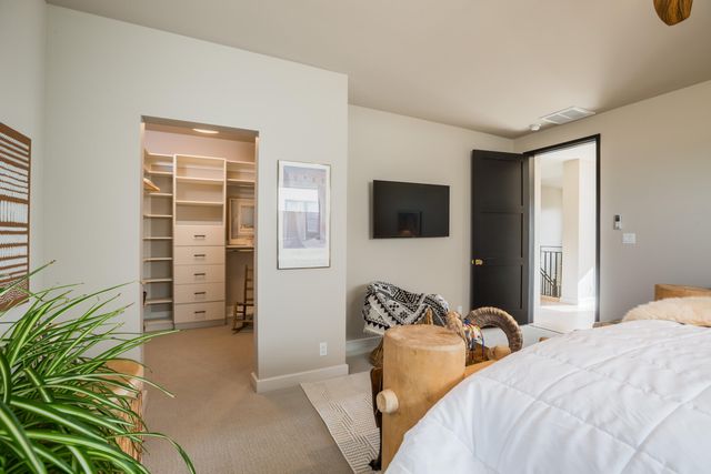 2309 Mananitas Lane NW, Albuquerque, NM 87104