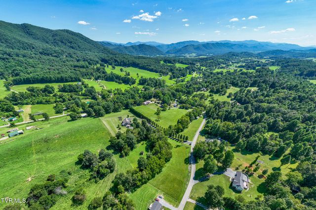 186 Oliver Edwards Road, Jonesborough, TN 37659