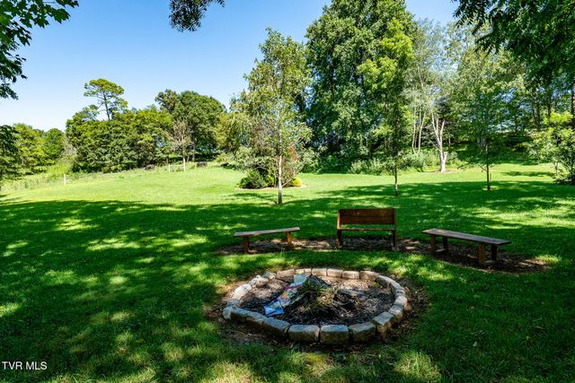 186 Oliver Edwards Road, Jonesborough, TN 37659