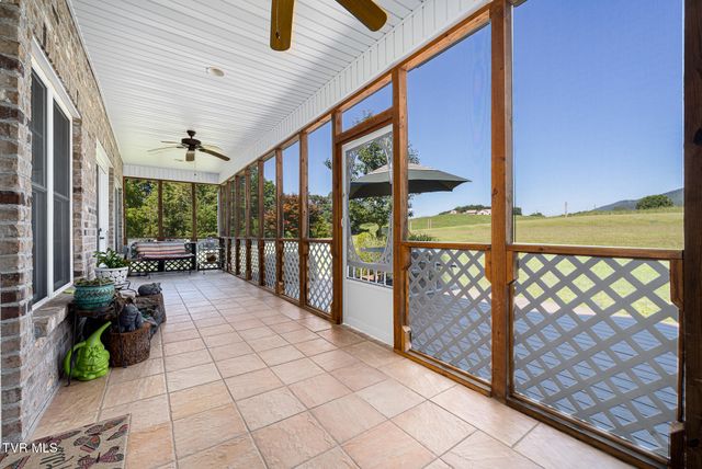 186 Oliver Edwards Road, Jonesborough, TN 37659