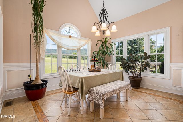 186 Oliver Edwards Road, Jonesborough, TN 37659