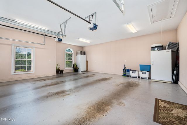 186 Oliver Edwards Road, Jonesborough, TN 37659