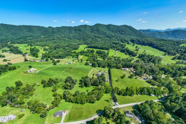 186 Oliver Edwards Road, Jonesborough, TN 37659