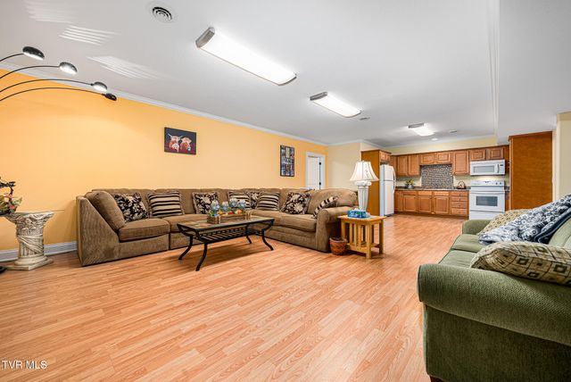 186 Oliver Edwards Road, Jonesborough, TN 37659