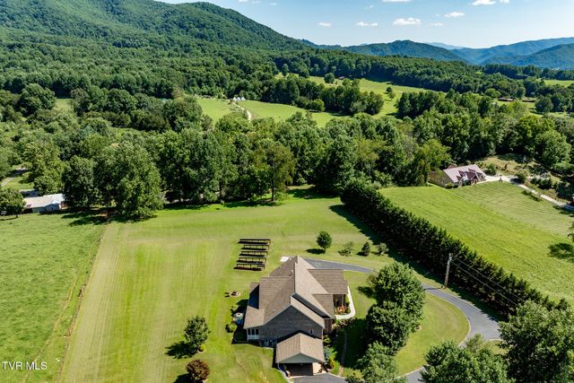 186 Oliver Edwards Road, Jonesborough, TN 37659