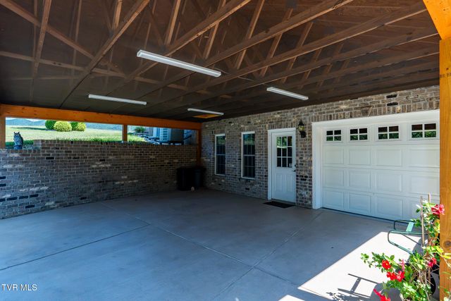 186 Oliver Edwards Road, Jonesborough, TN 37659