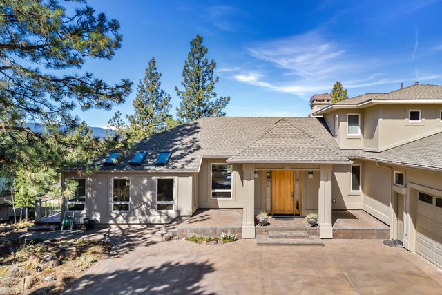 1600 NW Overlook Drive, Bend, OR 97703