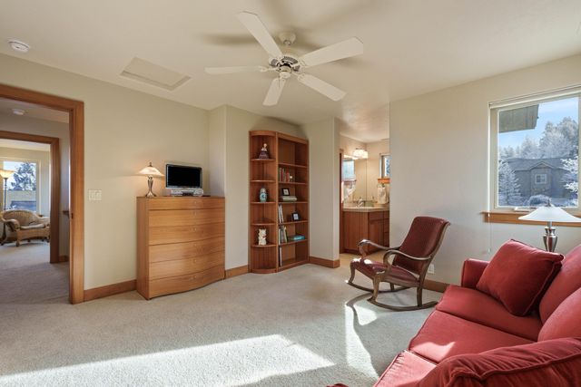 1600 NW Overlook Drive, Bend, OR 97703