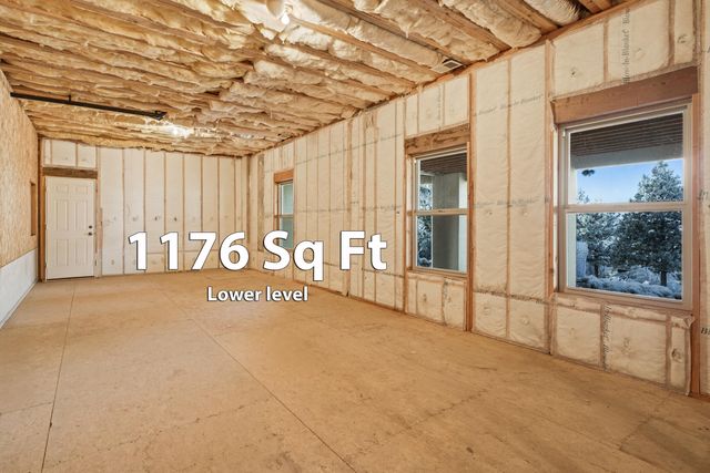 1600 NW Overlook Drive, Bend, OR 97703