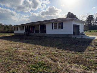 444 L J Rd., Galivants Ferry, SC 29544