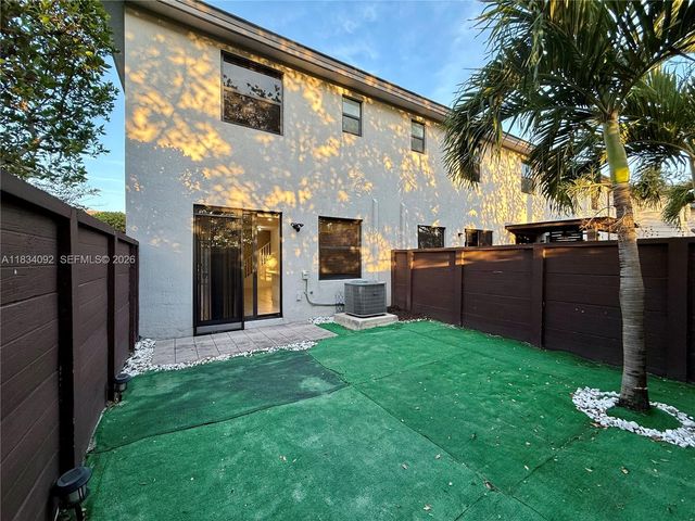 15842 NW 91 Court 15842, Miami Lakes, FL 33018