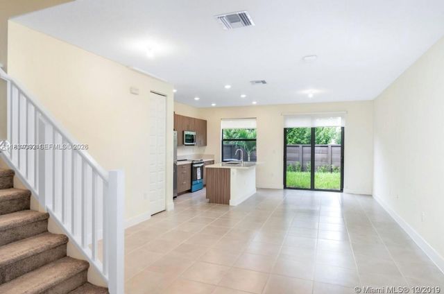 15842 NW 91 Court 15842, Miami Lakes, FL 33018