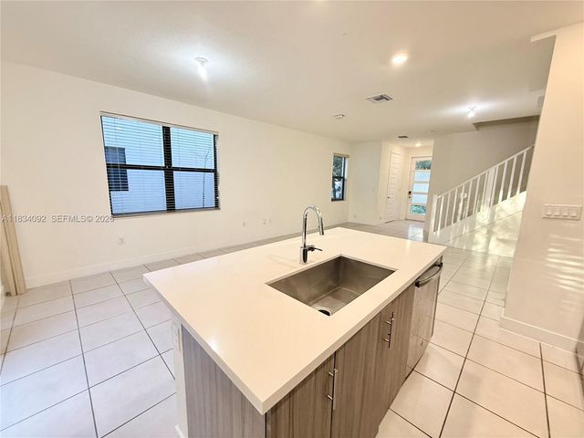 15842 NW 91 Court 15842, Miami Lakes, FL 33018