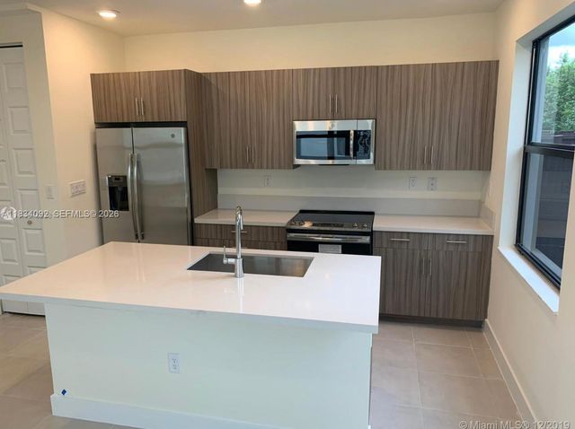 15842 NW 91 Court 15842, Miami Lakes, FL 33018