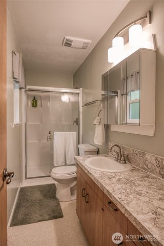 210 Hirschbeck Heights Road, Aberdeen, WA 98520