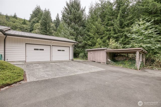 210 Hirschbeck Heights Road, Aberdeen, WA 98520