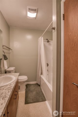 210 Hirschbeck Heights Road, Aberdeen, WA 98520