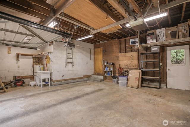 210 Hirschbeck Heights Road, Aberdeen, WA 98520