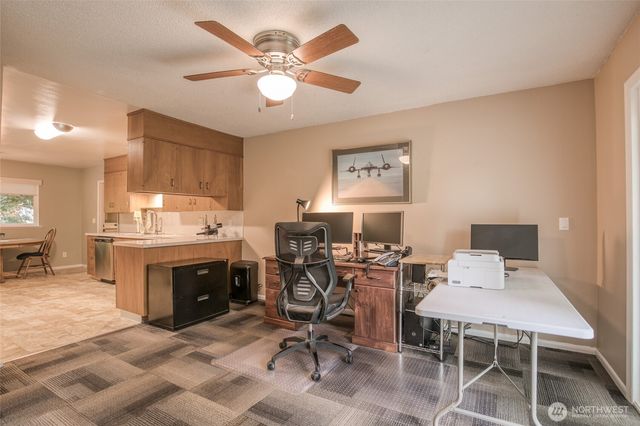 210 Hirschbeck Heights Road, Aberdeen, WA 98520