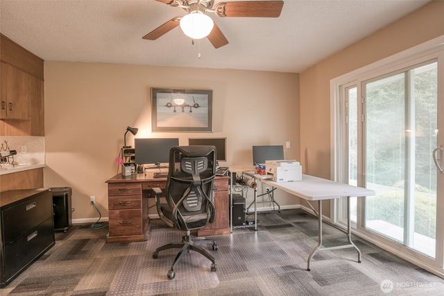 210 Hirschbeck Heights Road, Aberdeen, WA 98520