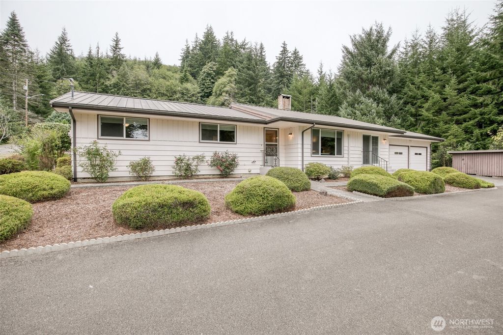210 Hirschbeck Heights Road, Aberdeen, WA 98520