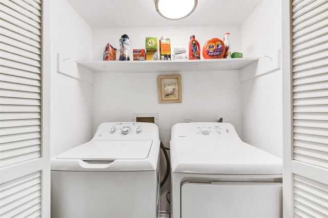 5005 Georgi Lane 91, Houston, TX 77092