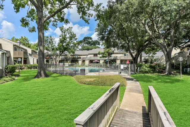 5005 Georgi Lane 91, Houston, TX 77092