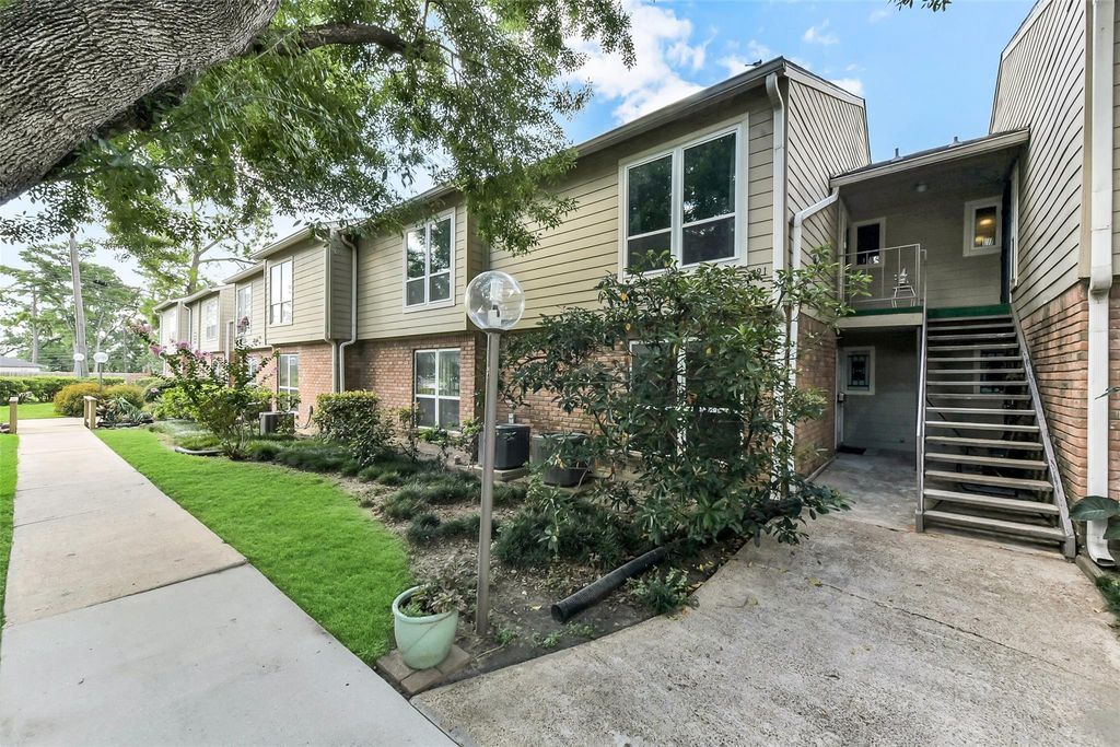 5005 Georgi Lane 91, Houston, TX 77092