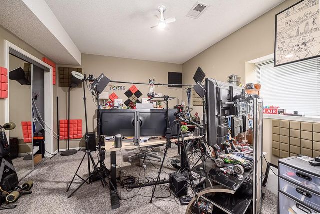 21206 W 55th Terrace, Shawnee, KS 66218