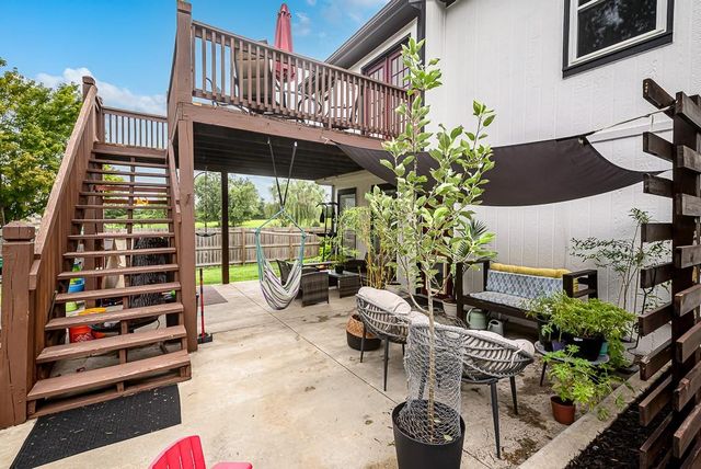 21206 W 55th Terrace, Shawnee, KS 66218