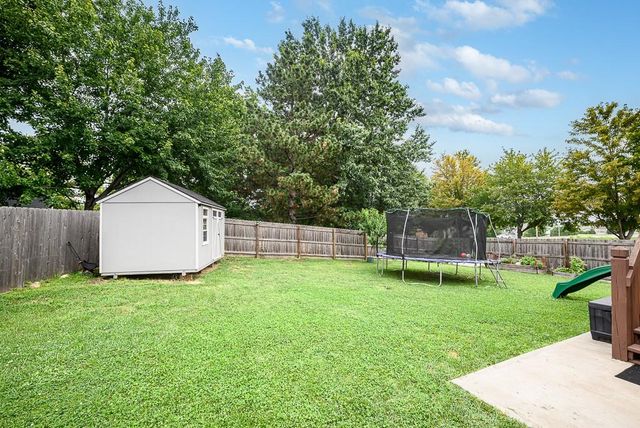 21206 W 55th Terrace, Shawnee, KS 66218