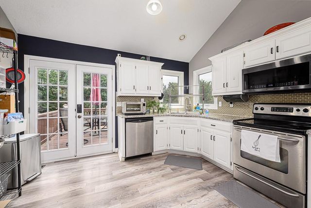 21206 W 55th Terrace, Shawnee, KS 66218