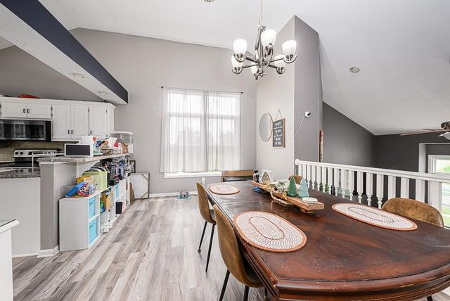 21206 W 55th Terrace, Shawnee, KS 66218