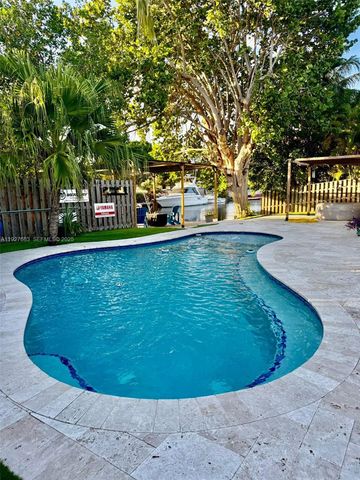 4721 SW 34th Dr, Dania Beach, FL 33312