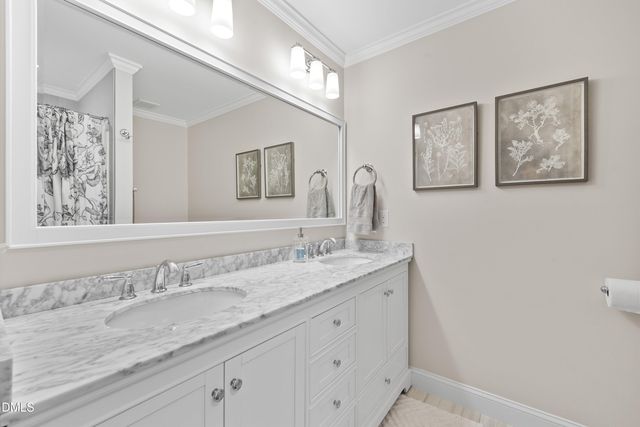 254 Michigan Avenue, Cary, NC 27519