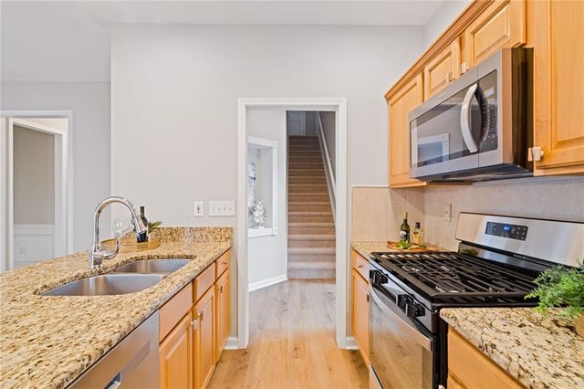 4008 Delfaire Trace, Cumming, GA 30040