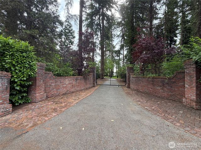 10007 Lake Steilacoom Drive SW, Lakewood, WA 98498