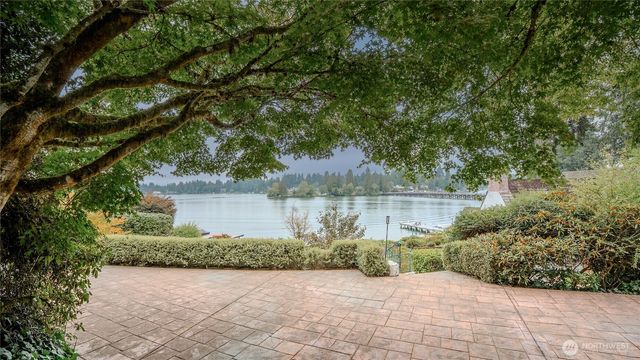 10007 Lake Steilacoom Drive SW, Lakewood, WA 98498