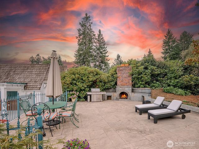 10007 Lake Steilacoom Drive SW, Lakewood, WA 98498